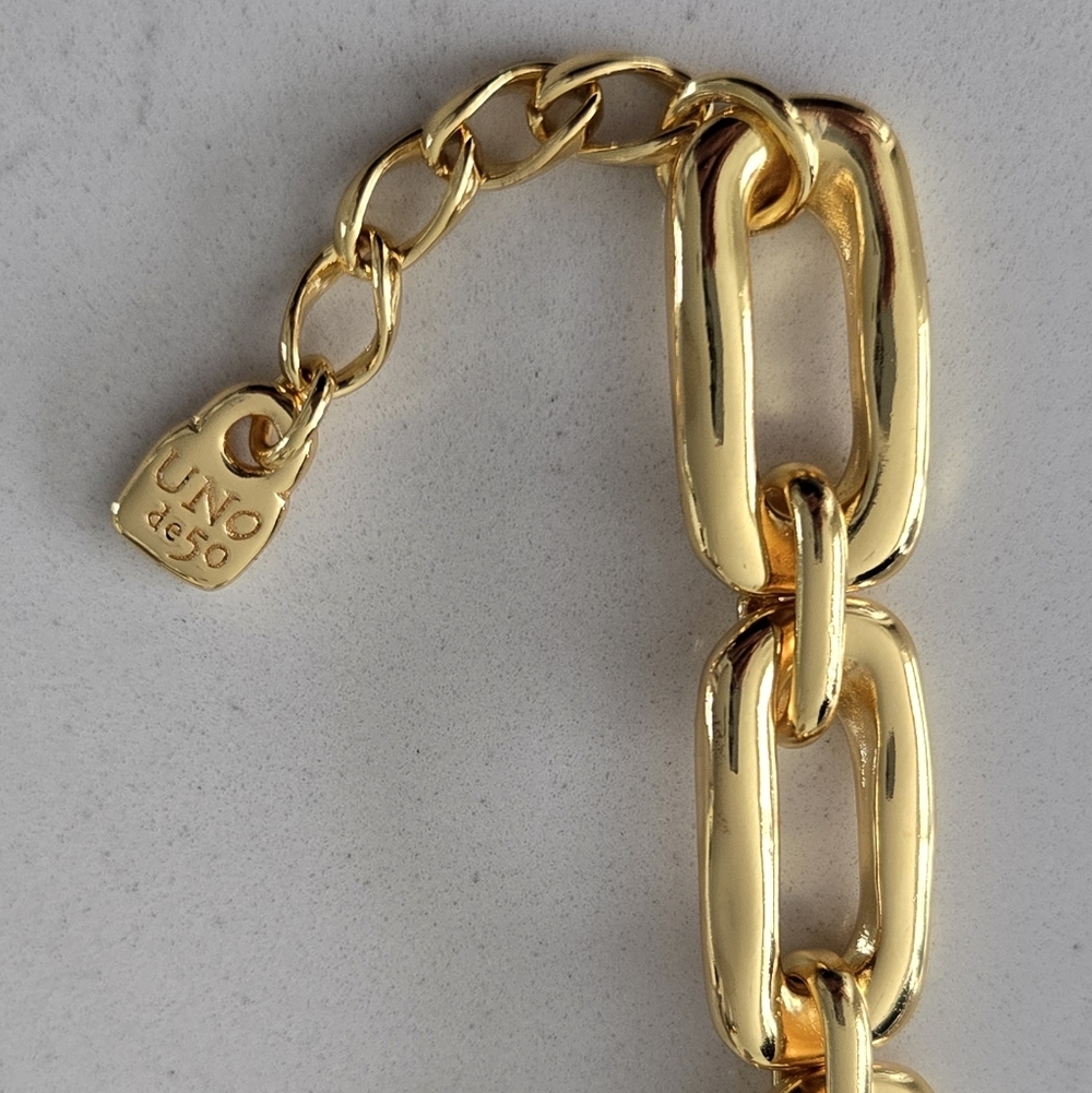 Uno De 50 • ABANADO • Gold Plated Link Bracelet - Picture 5 of 12